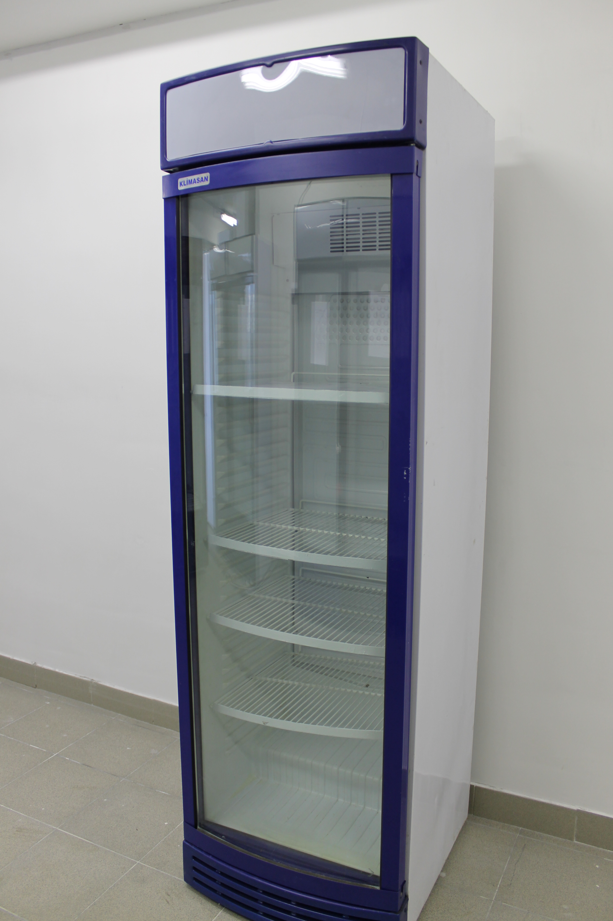 Шкаф холодильный Klimasan D372 FS